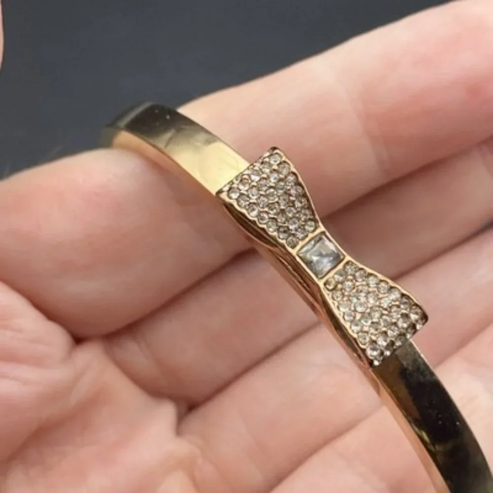 Kate Spade Bracelet Pave Stone Ready Set Bow Jeweled Bangle Gold Tone Layer 7" - Picture 5 of 9